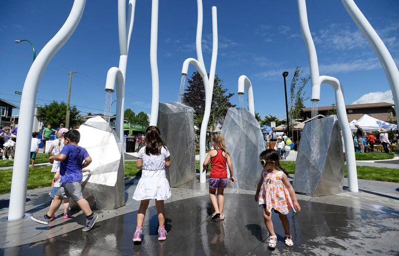 Willingdon Linear Park, water feature