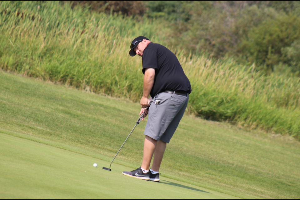 Rob Powell holed out the win with a 10 under par over two days of play.