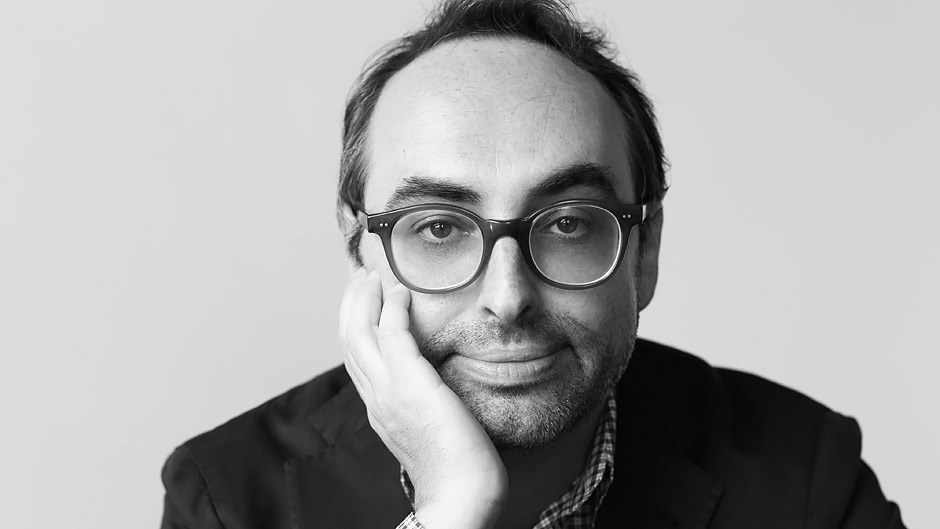 Author Gary Shteyngart turns on the charm offensive at the Vancouver Writers Fest.