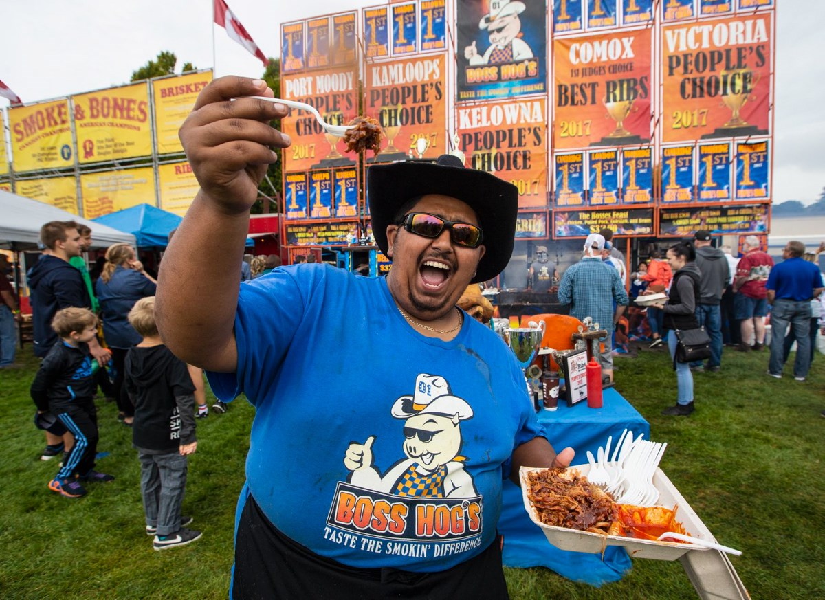 At Esquimalt Ribfest, ribs served with roaring chants Victoria Times