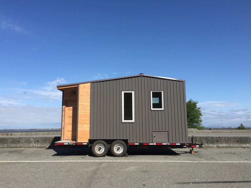 Micro-living/working.