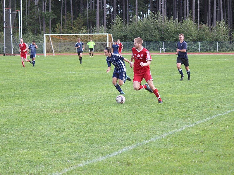 Powell River Villa midfielder Jake Kenmuir