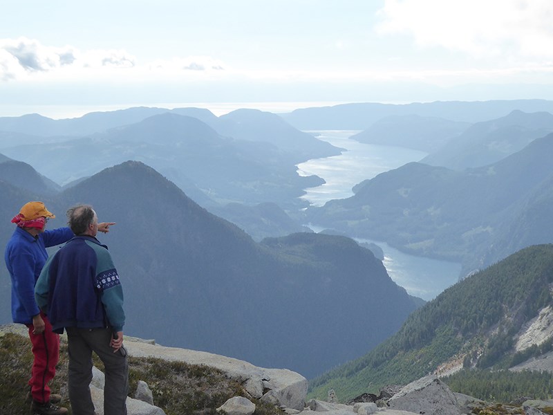 Powell River hikers