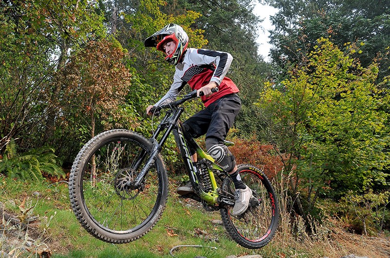 Mountain bike teen action