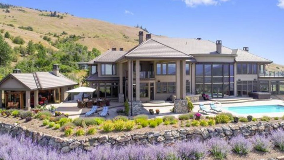 Okanagan Valley mansion exterior