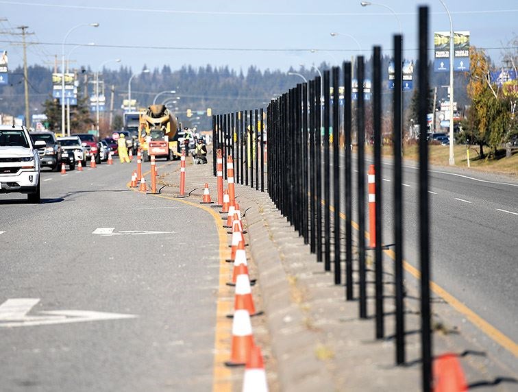 fence-along-Highway-97.02_1.jpg