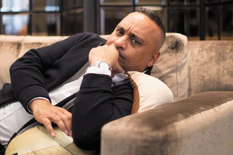 russell-peters.03_1122018.jpg
