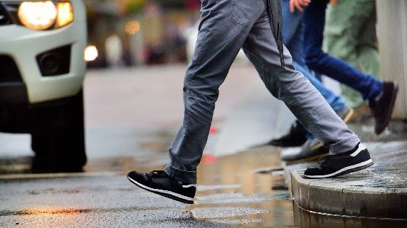 pedestrian-safety.06_115201.jpg