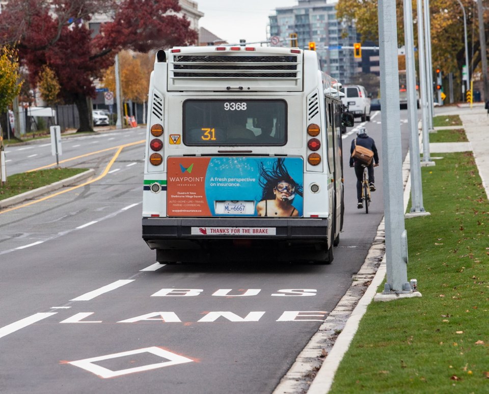 A4-buslane.jpg