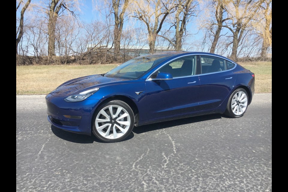 Looking like a little brother to its sibling Model S, the Model 3 offers Tesla&Otilde;s technology at a lower price.