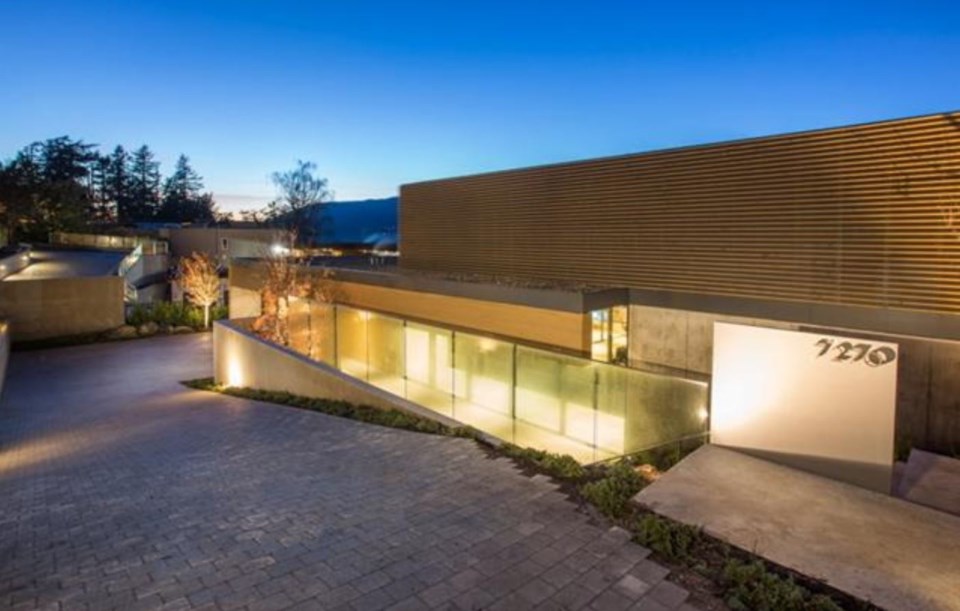 West Vancouver Modernist house exterior