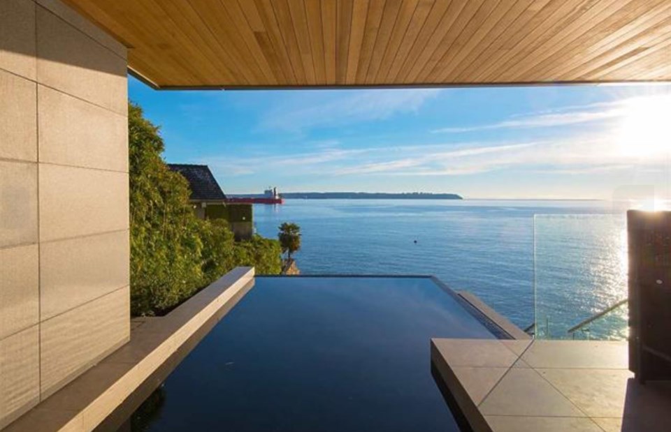 West Vancouver Marine Drive house infinity pool