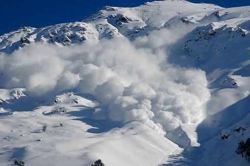 avalanche-warning.15_121420.jpg