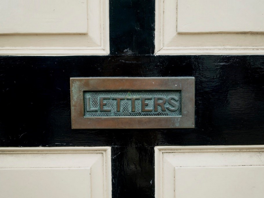 letters on door