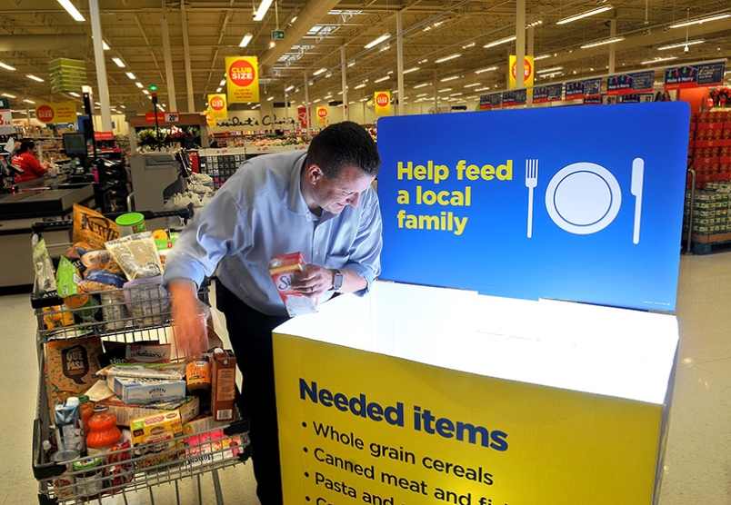 Superstore - Rob on Location