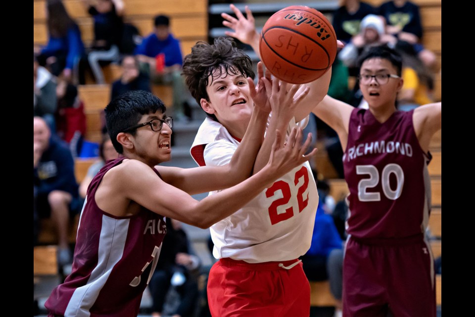 Richmond Colts used a big third quarter Friday to pull away from the Burnett Breakers and capture the city Bantam Boys championship.