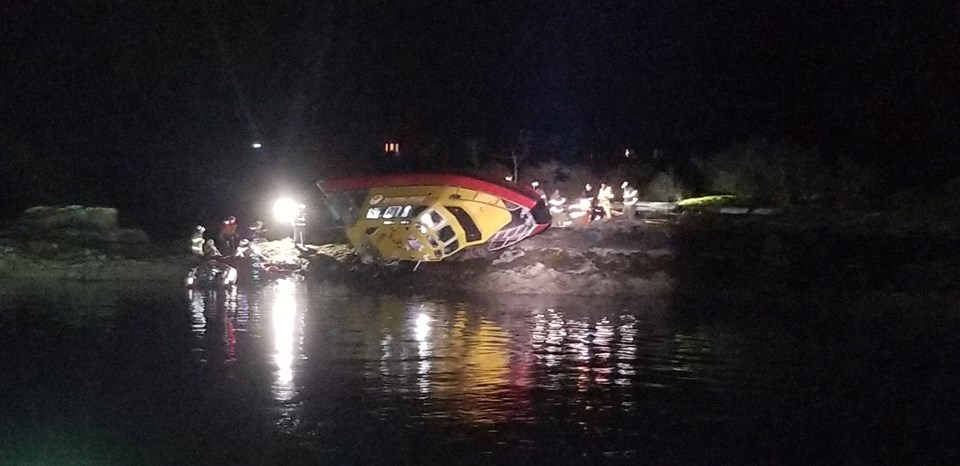 Rescue boat aground