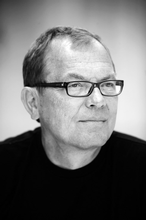 Niels Bendtsen portrait bw.jpg