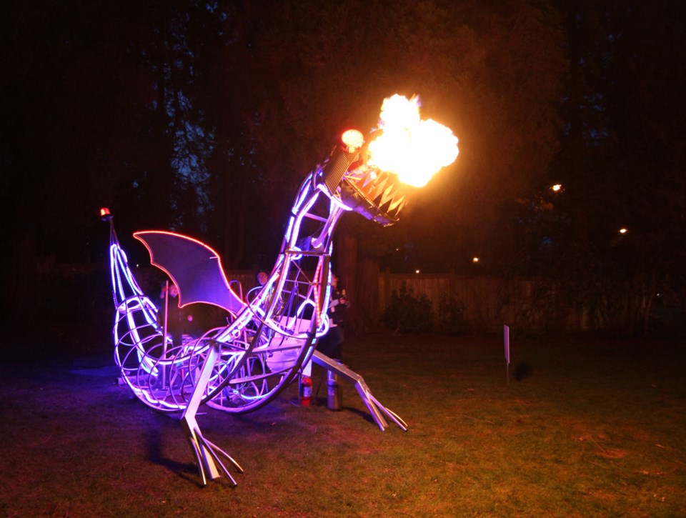 Berzerkatroid Dragon, Deer Lake Gallery, Luminescence IV