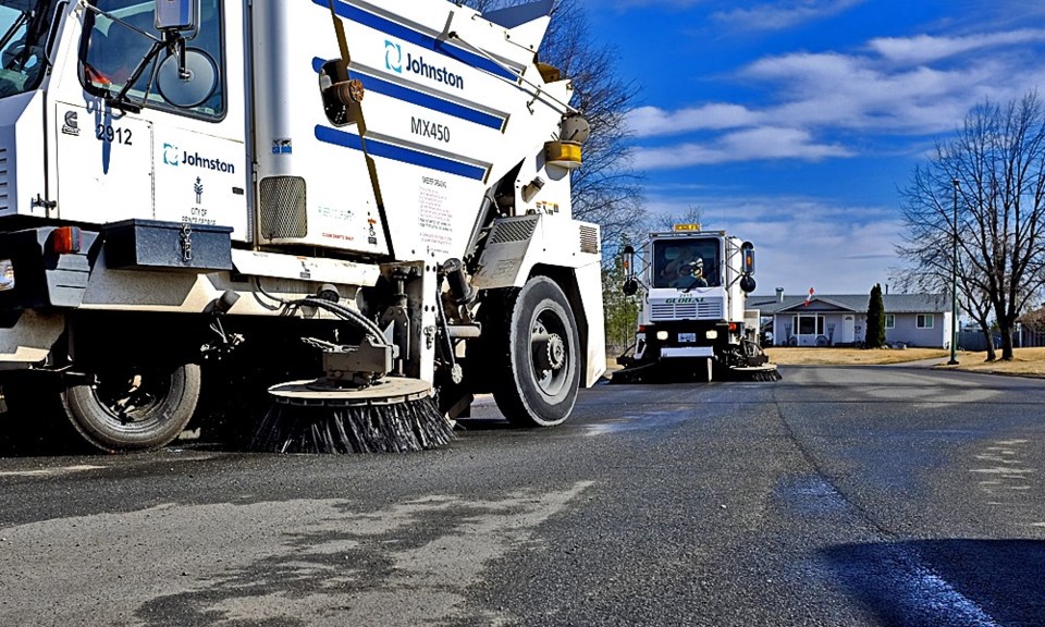 street-sweeping.29_3282019.jpg
