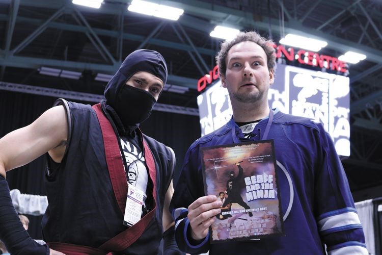 geoff-and-ninja-wins-award..jpg