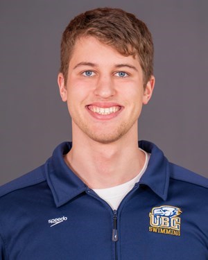Swimmer Josiah Binnema 2019.jpg
