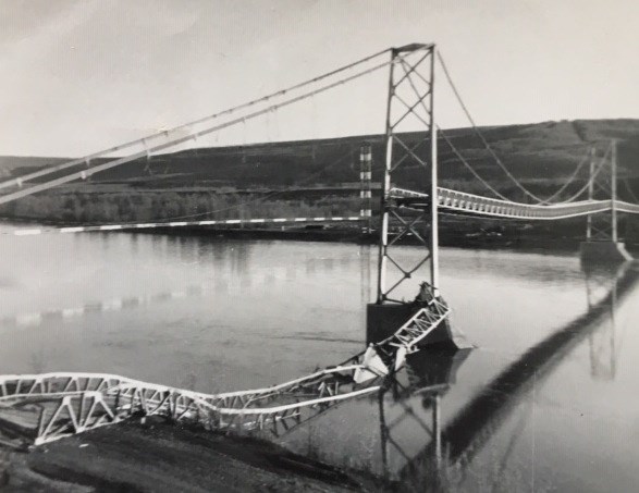 peace-river-bridge-collapse-credit-larry-evans