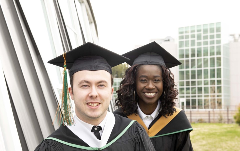 UNBC-valedictorians.07_5620.jpg