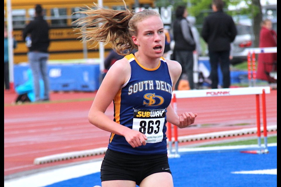 South Delta's Madelyn Bonikowsky captured the junior girls aggregate award at the Fraser Valley Championships thanks to victories in the 800 and 1500 metre races. She also showcased her all-round versatility with a third place finish in the 400m.