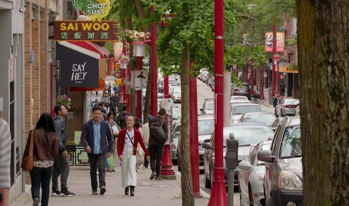 Sasha and Marcus talk about life in San Francisco…in Vancouver’s Chinatown. Screenshot/Netflix