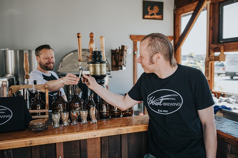 Dan Van Netten (right) and cousin Ben Van Netten brew up obscure, historic beers at their North Saa