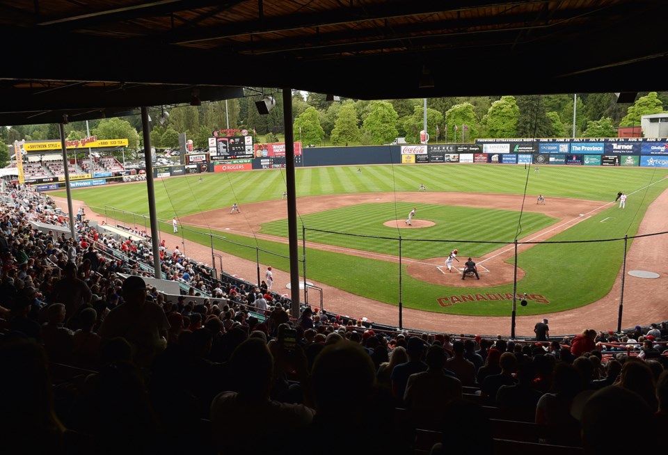Play ball! Vancouver Canadians home opener was a swinging affair (PHOTOS) _3
