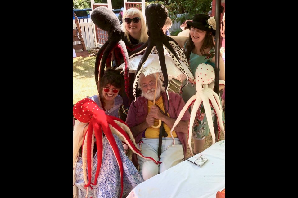 Cephalopods in the garden with Rebecca Smith, Sarah Haxby, Vikki Michele Freckelton and Ron Woodall. Freckelton made special Strawberry Tea-themed gothopi.