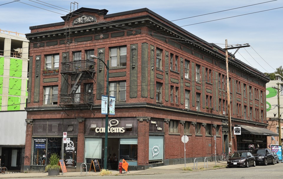 Ashnola apartments. Photo Dan Toulgoet