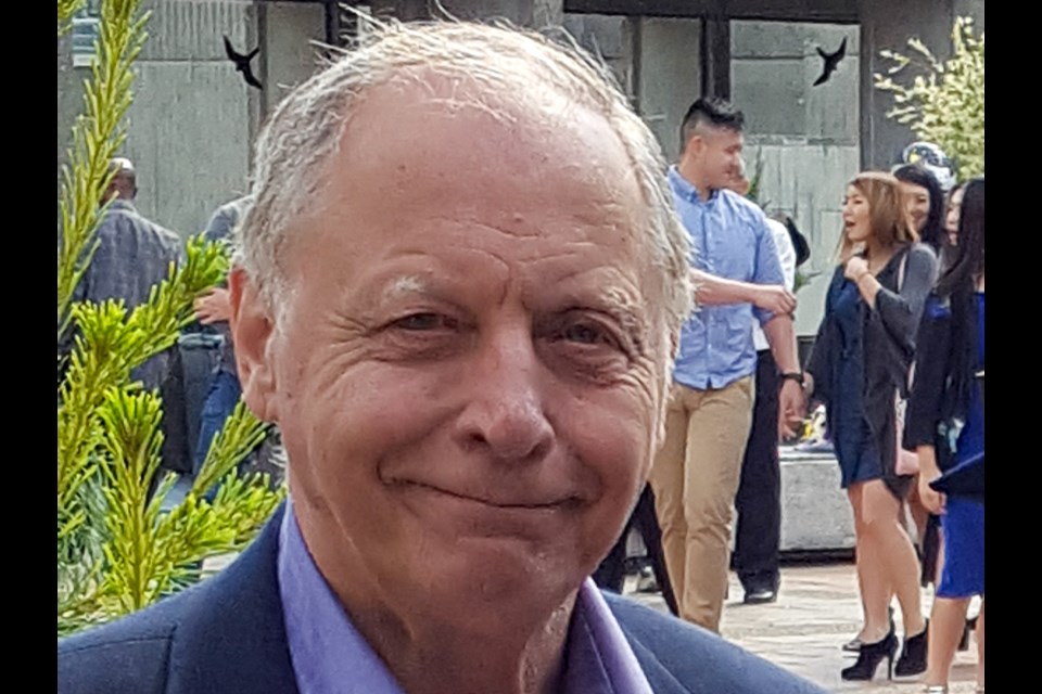 Wolfgang Wagner at a graduation ceremony in 2016