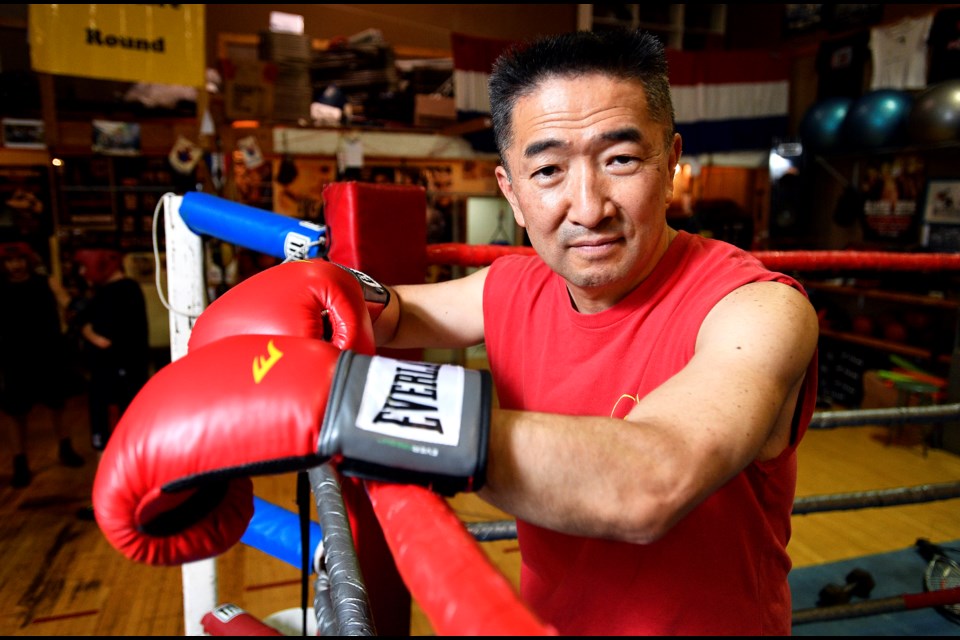 Burnaby's Eiji Yoshikawa is going into the ring on Friday to take on five-time B.C. Golden Gloves champion Robert Couzens in an exhibition bout at the Scottish Cultural Centre in Vancouver.