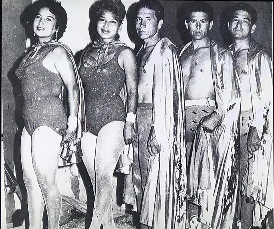 Roberto Osorio's father with his brothers and sisters