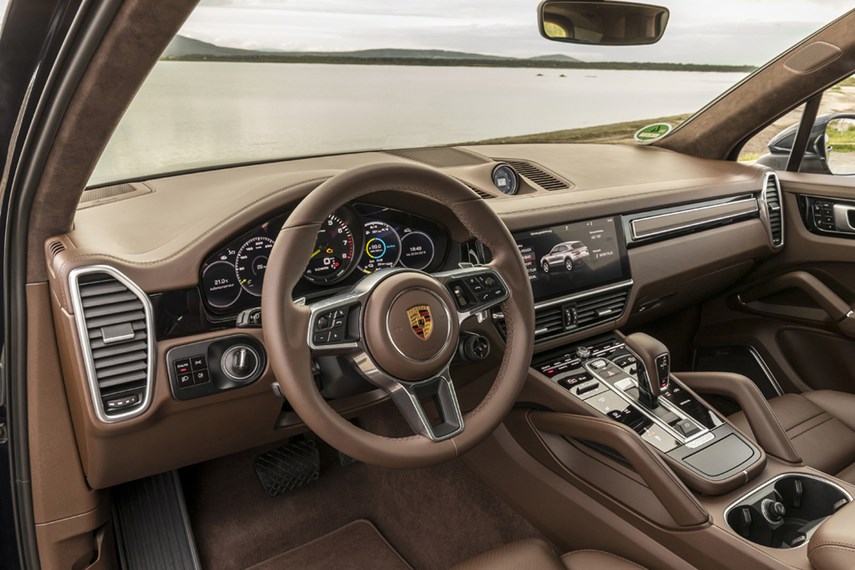 REVIEW: Cayenne adds luxury and practicality to Porsche's sporty recipe_3