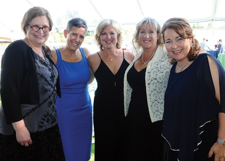 Kristin MacDonald, Heather White, Jill McRae, Ingeborg Brown and Teresa Wimberley.