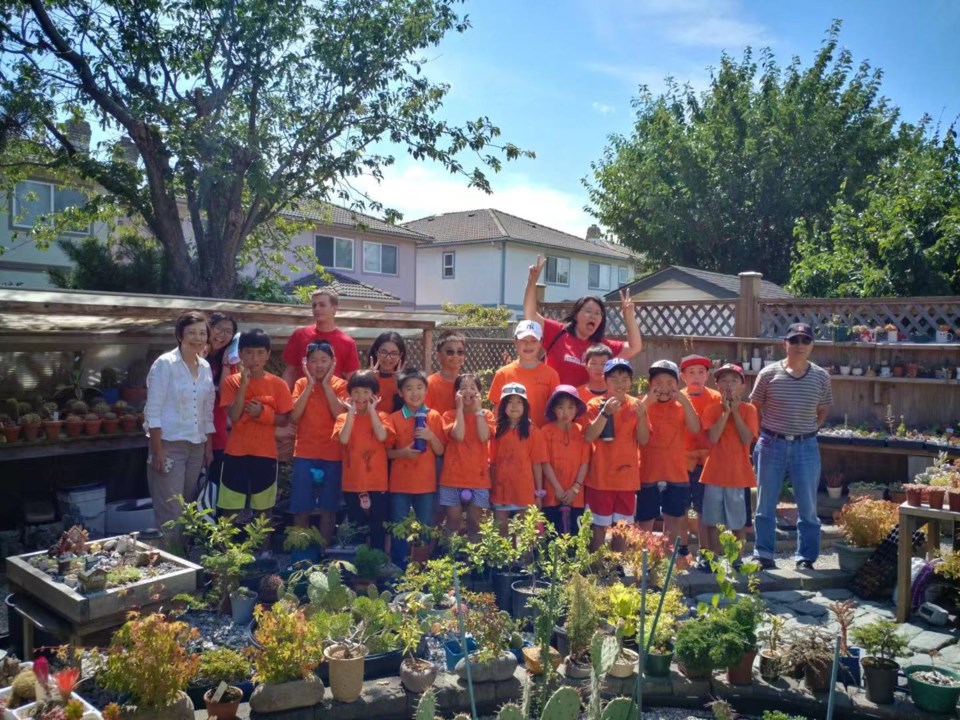 Young campers inspired after visiting Richmond plant lover's ‘private’ backyard _0