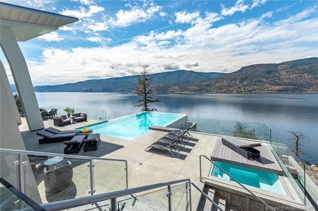 Kelowna lakefront mansion pool hot tub