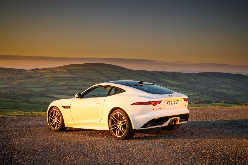 REVIEW: Wave the checkered flag for Jaguar F-Type_1