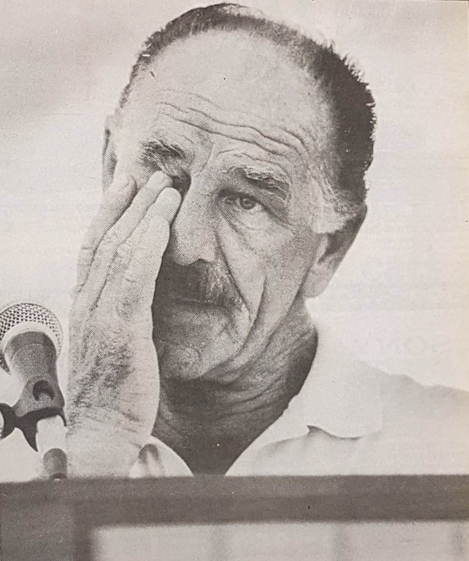 Graham Niven's father, Robert, momentarily breaks down while addressing a September 1994 rally at Co