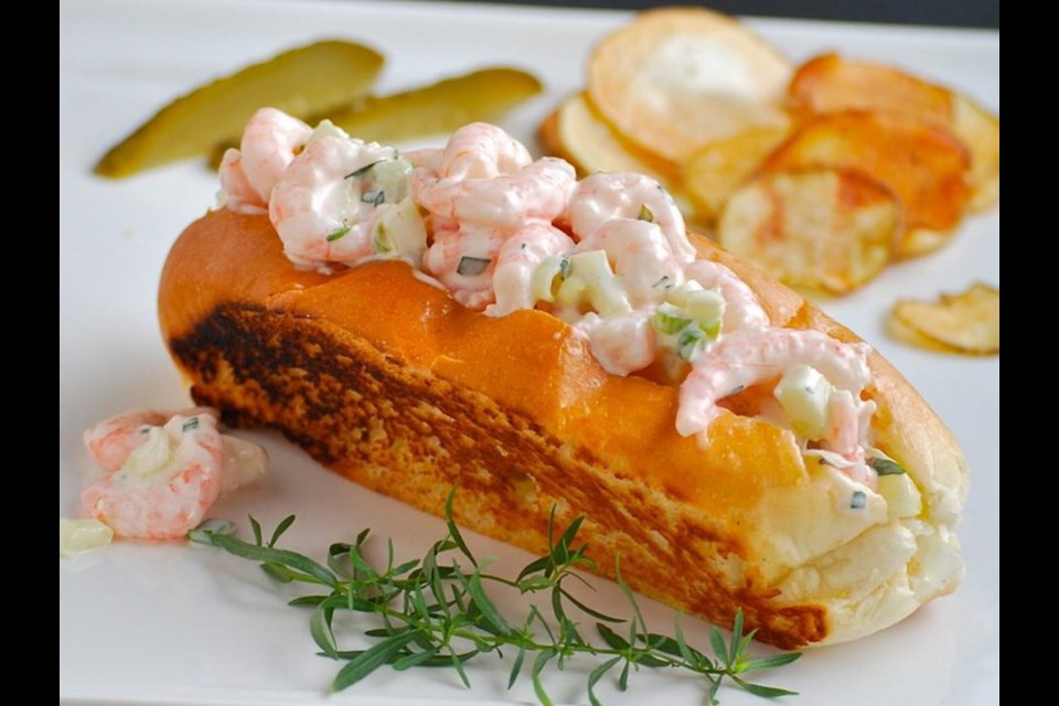 Make a splendid, casual lunch or dinner by serving shrimp rolls with potato chips and pickles.