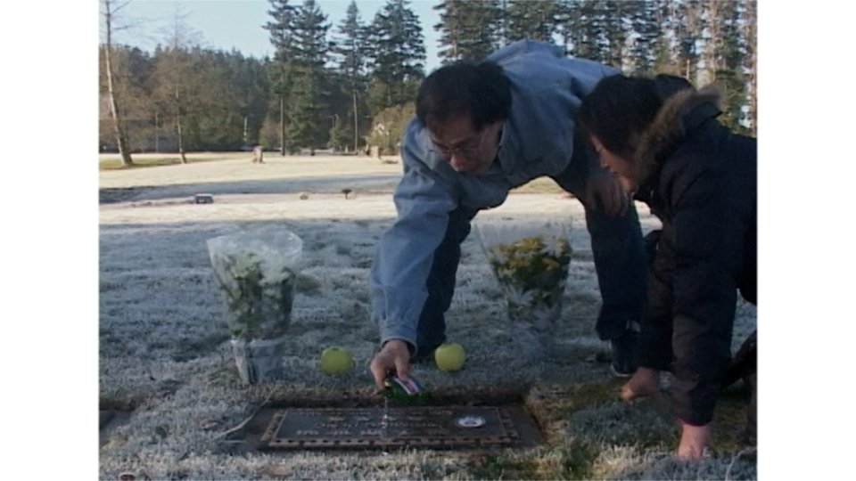 Shi-Ming was buried in a local cemetery at the request of police, and his elderly parents in Beijing