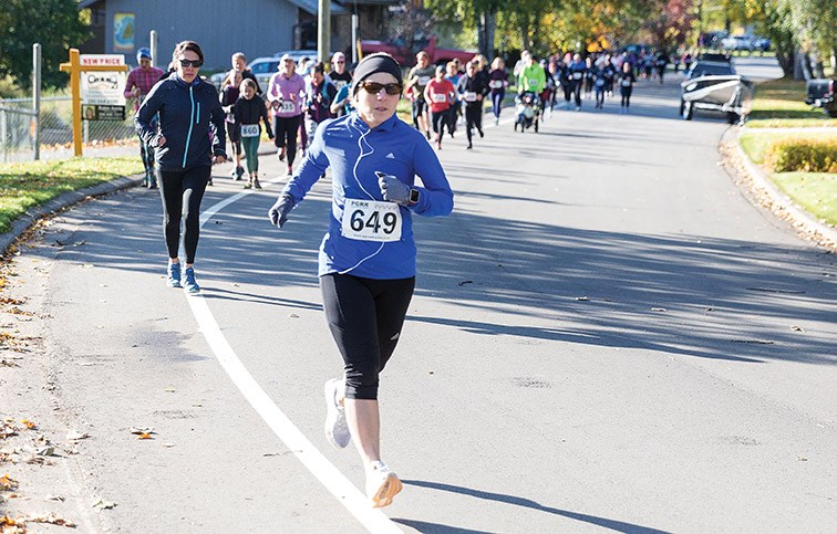 Runners make their way down Taylor Drive on Sunday morning while competing in the 2019 Centennial Relay. Citizen Photo by James Doyle