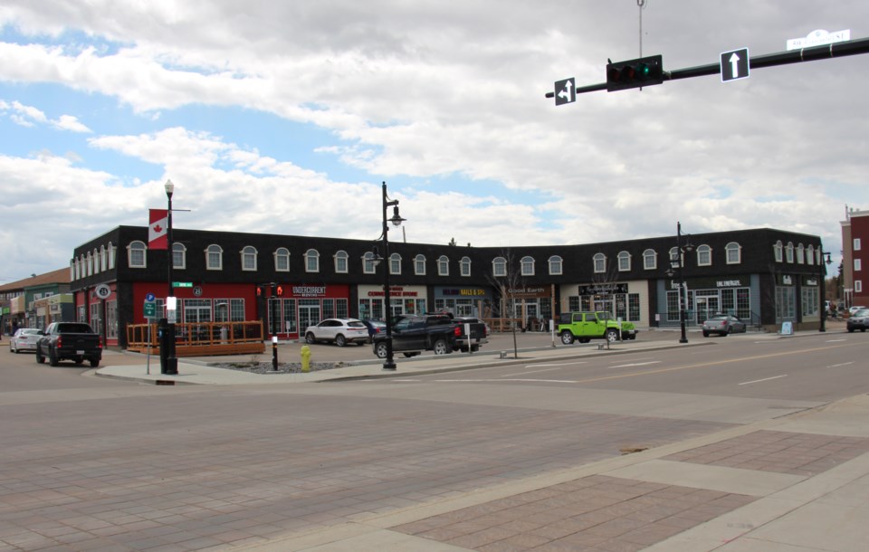 DD Sylvan Lake retail centre mall