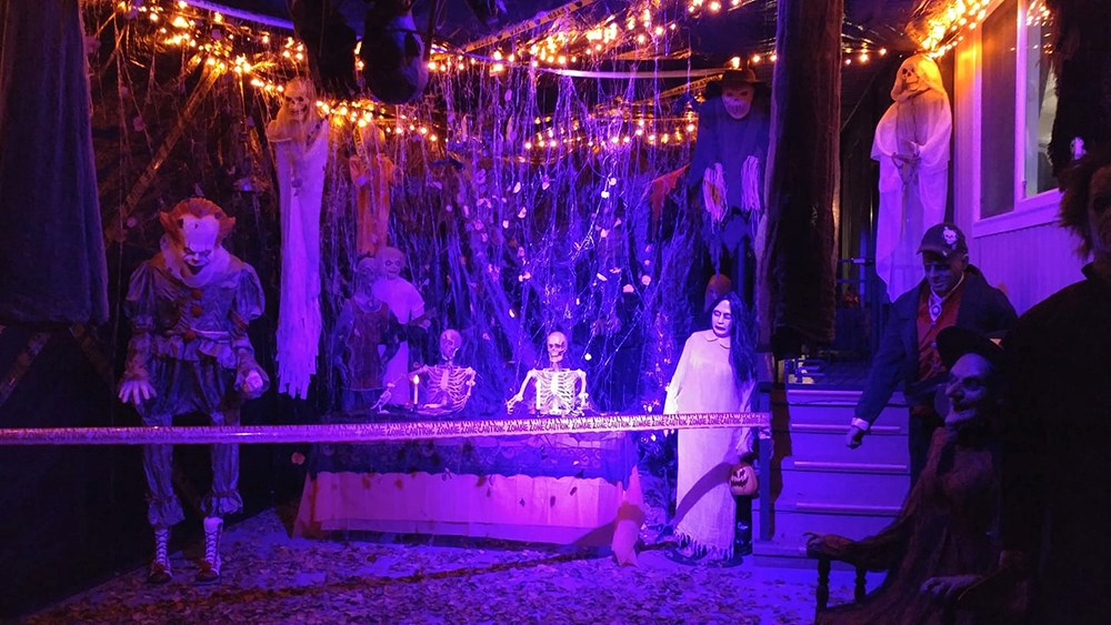 Check out these spooky Halloween displays in the TriCities TriCity News