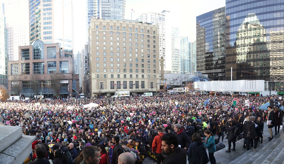 Vancouver policed estimated the crowd size outside the Vancouver Art Gallery at 10,000 people. Photo