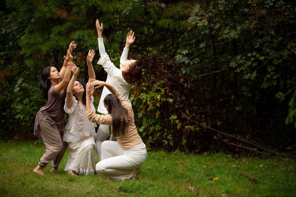 Raven Spirit Dance, Gathering Light